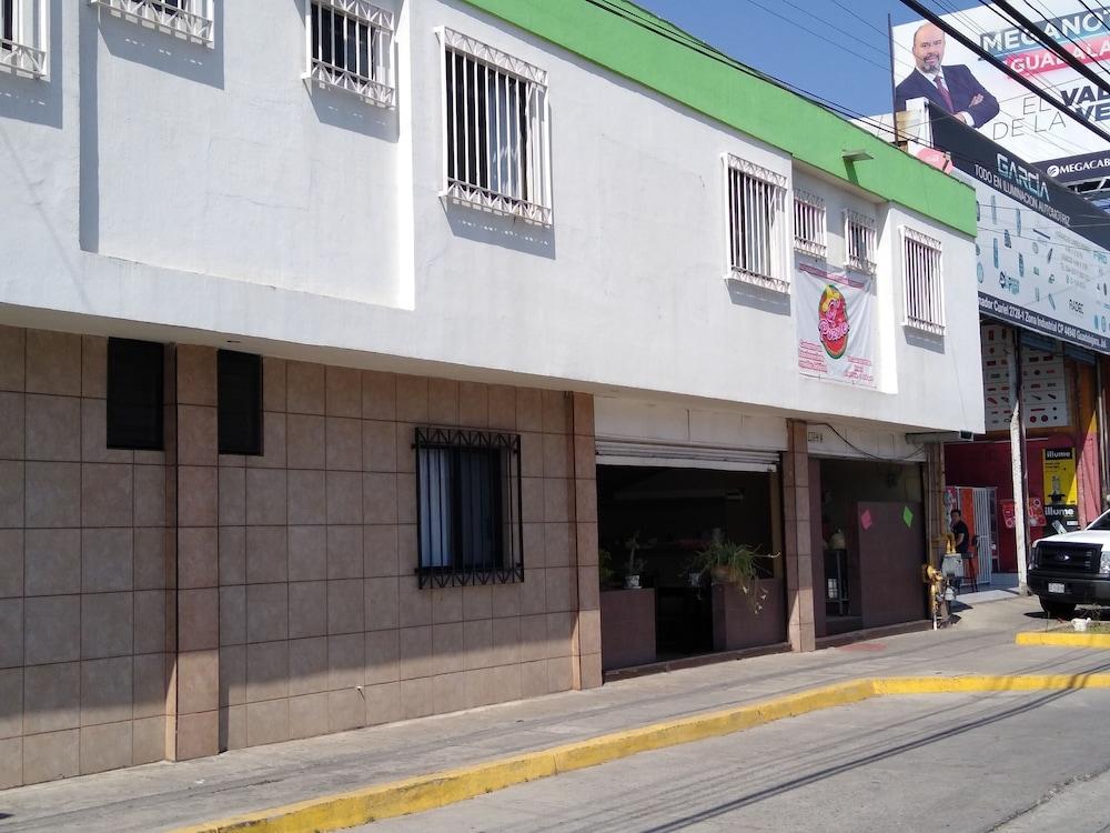 Hotel Arboledas Industrial Guadalajara Exterior photo